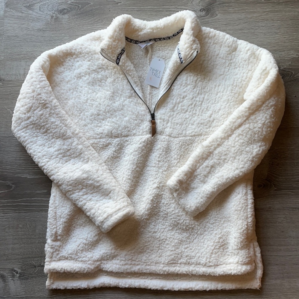 Time and Tru White Sherpa Sweatshirt Size L